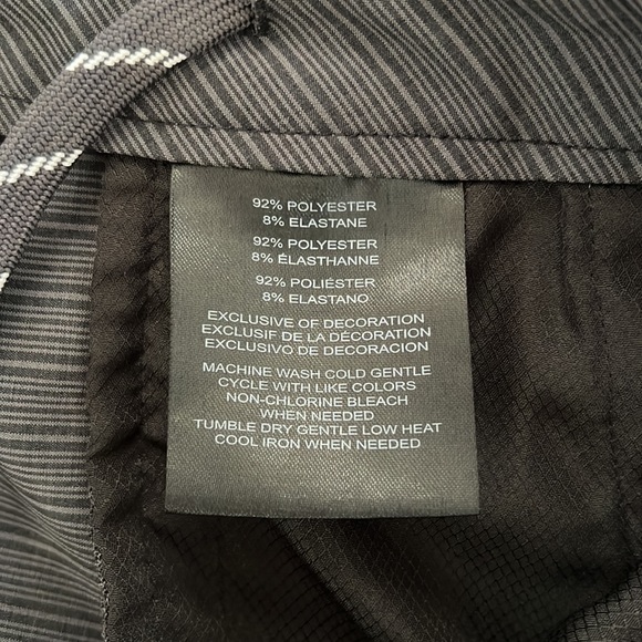 Hang Ten hybrid shorts. - Picture 9 of 10